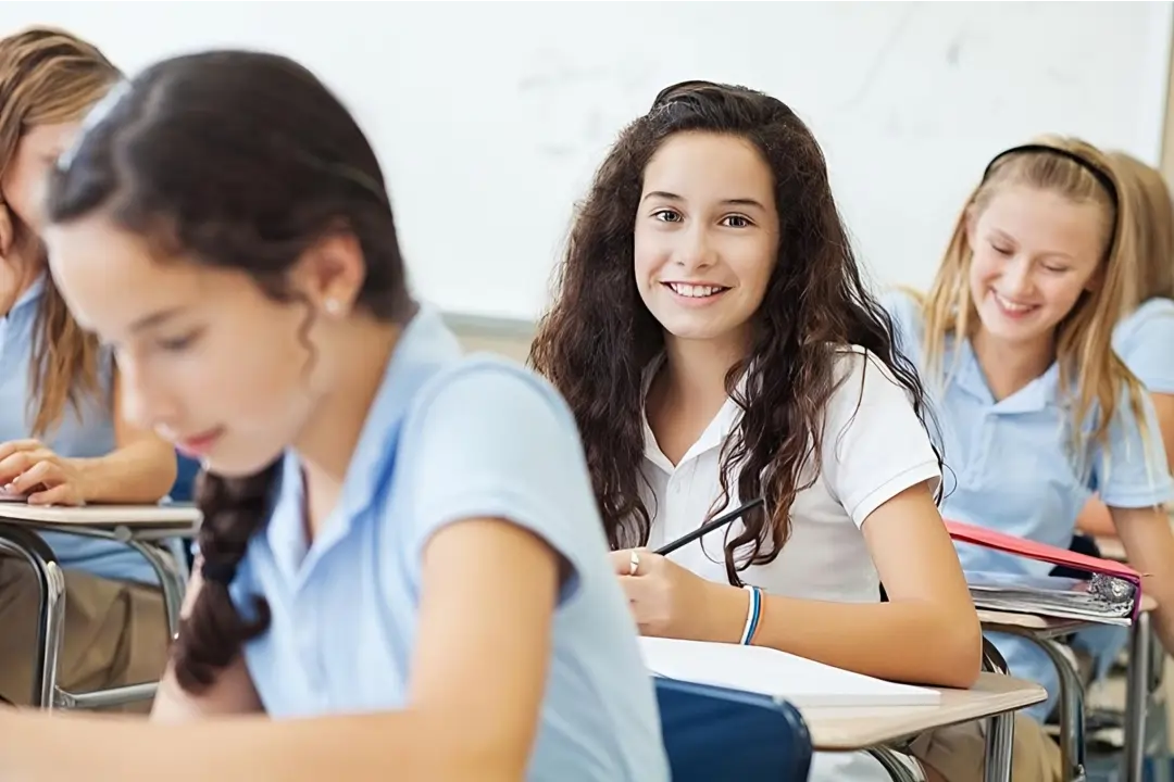 Cambridge English A2 学校用钥匙 01