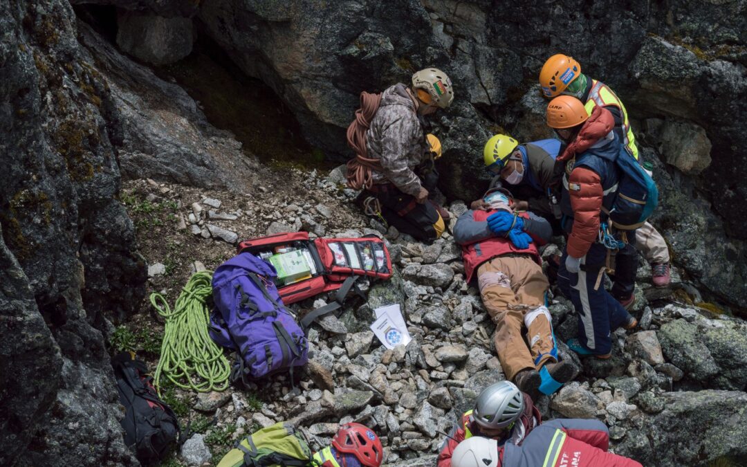 Security Concerns and Mountain Rescues Hit Huaraz