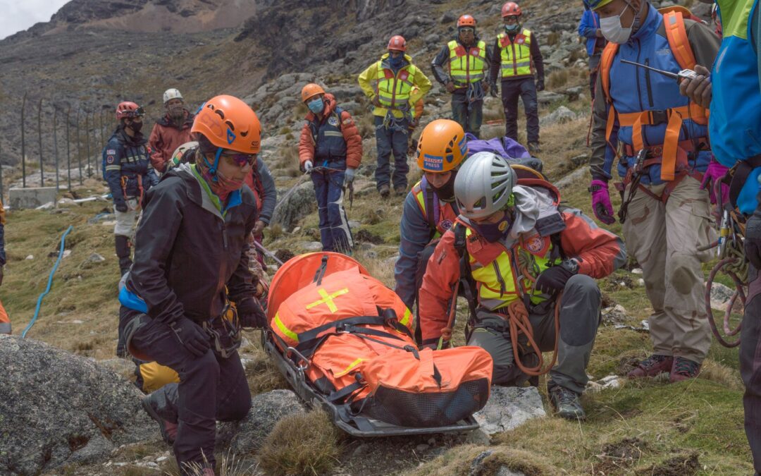 Families Launch Private Search on Mount Huascarán