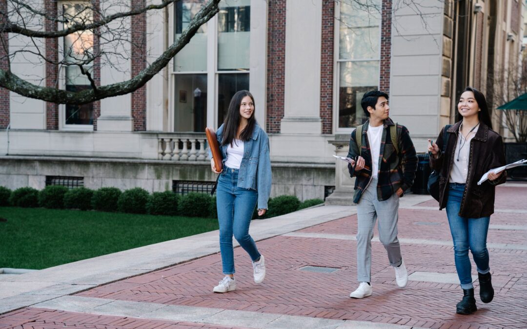 Study in Canada: The Pearson Scholarship Guide