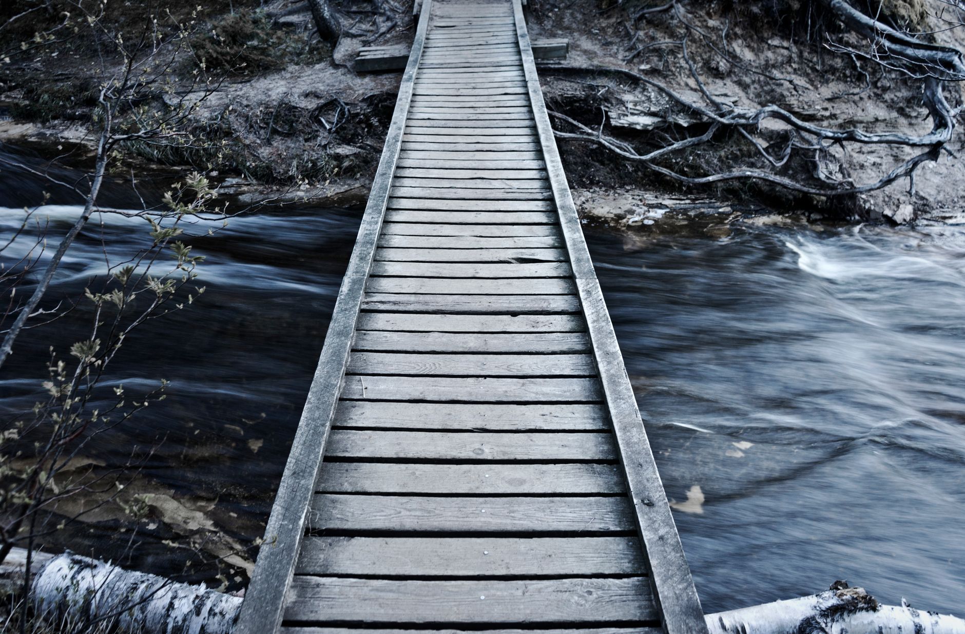 quilcay-river-walk-neglect