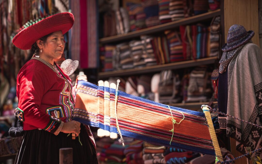 Chimbote Hosts Vibrant Cultural Fashion Show